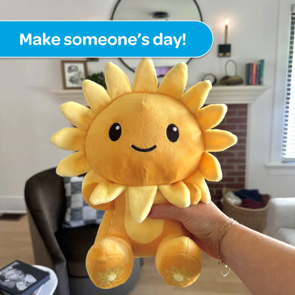 Serenity the Sunflower Axolotl 🌻 - Image 8